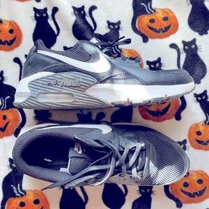 Sneakers! Men 9.5